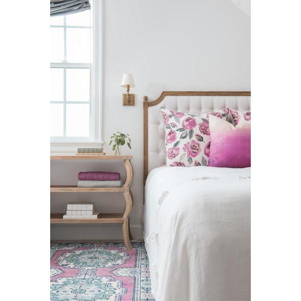 Rose Pink Soleil Rug in Bedroom