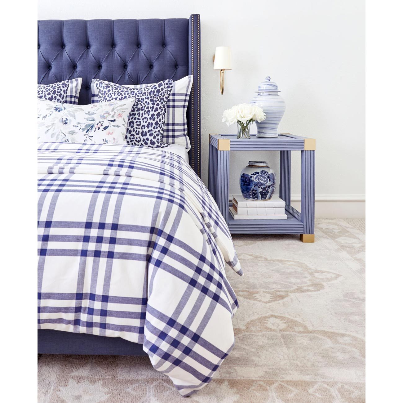 Sofia Rug in Sand in Bedroom