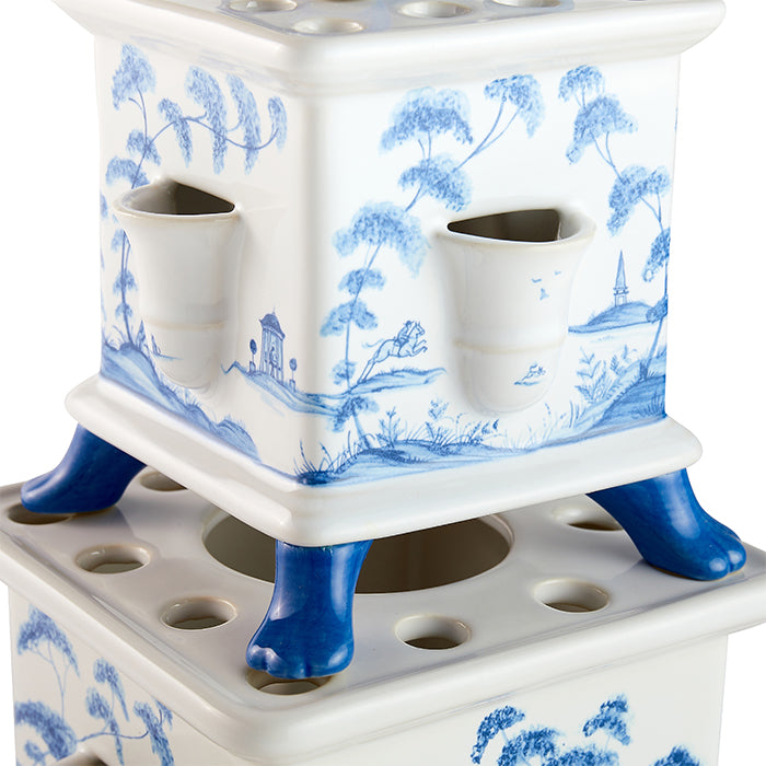 Country Estate Delft Blue Tulipiere Tower Set of 3 Garden Follies