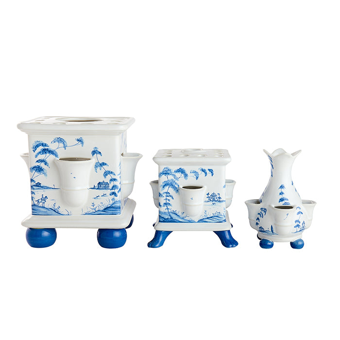 Country Estate Delft Blue Tulipiere Tower Set of 3 Garden Follies